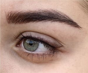 occhio foto trucco permanente sopracciglia