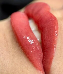 76a80a12-fa6e-4d9a-ad88-cd2238422765 bb lips