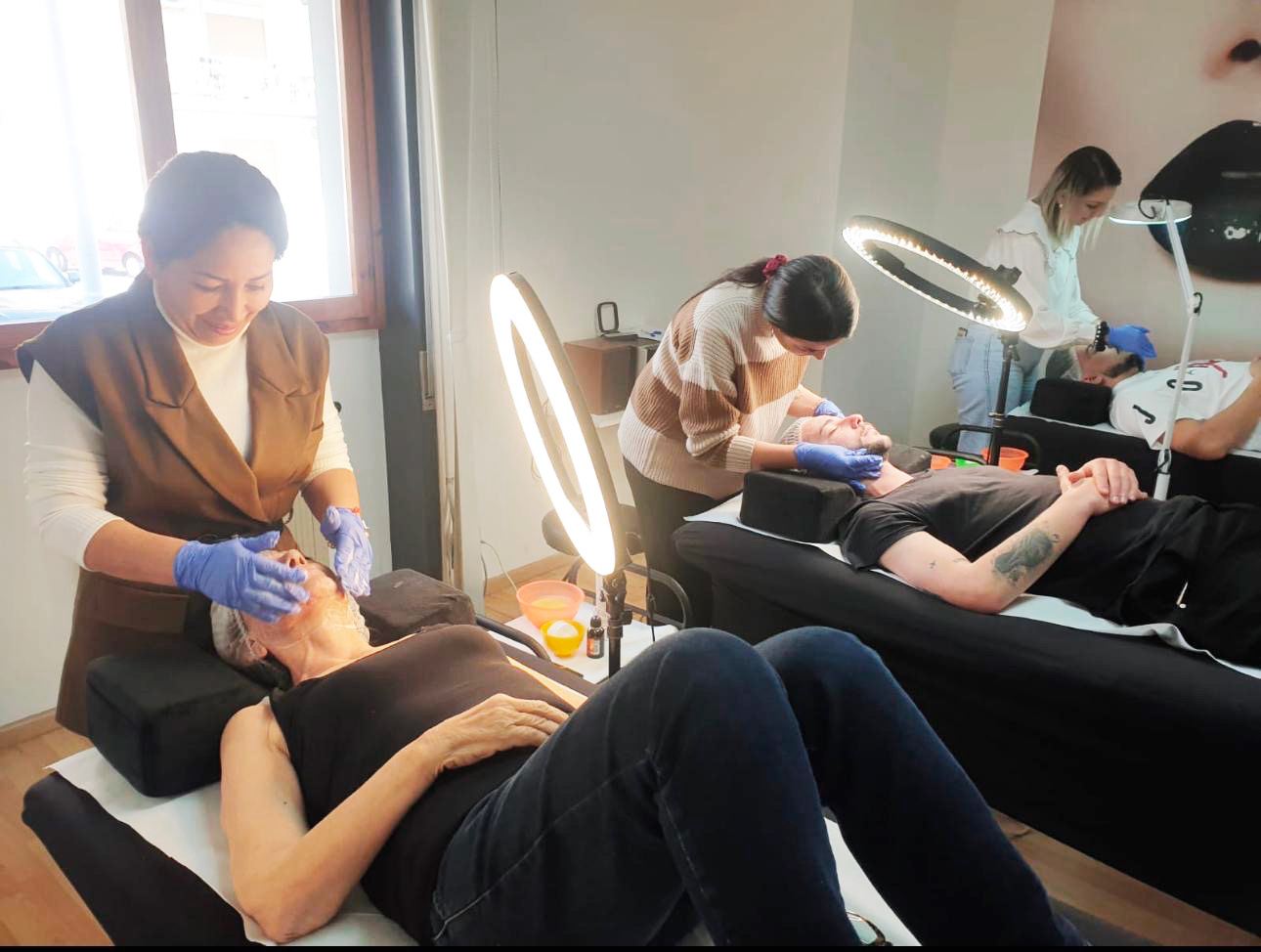 e95e64ce-8838-43dd-add7-b0d6252f3e6e corso total microneedling + bb glow